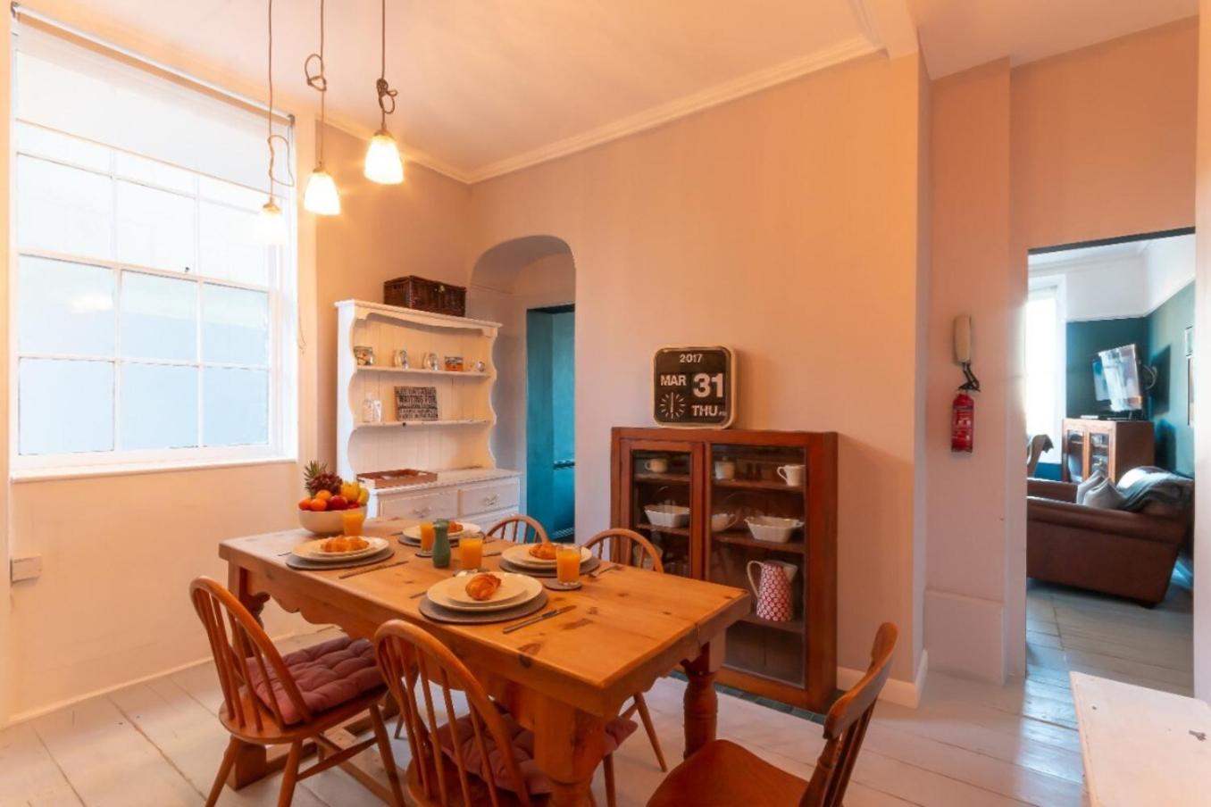 רמסגייט Victorian Apartment With Sea Views By Adliv Host מראה חיצוני תמונה